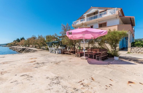 Nevidane Apartment | 1 bedroom stunning apartment in Nevidane