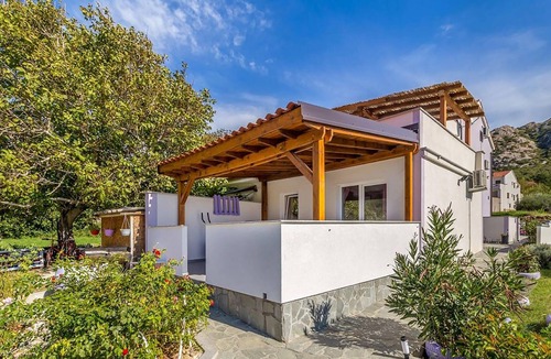 Draga Bascanska Apartment | 1 bedroom stunning apartment in Baska