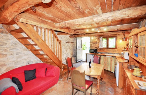 Assignan House | 1 bedroom stunning home in Assignan