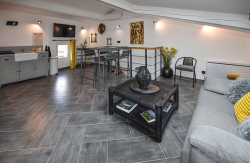 Aigueze House | 1 bedroom stunning home in Aiguèze