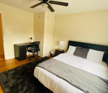 Laurel Bed & Breakfast | 1 bedroom terrace view with shared bathroom #3