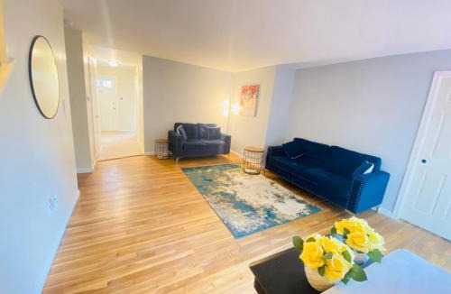 Laurel Bed & Breakfast | 1 bedroom terrace view with shared bathroom #3