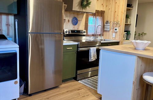Pompeys Pillar House | 1 bedroom Tiny Home