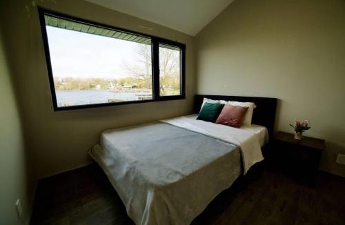 Harwood Apartment | 1-bedroom Townhouse in Harwood #5