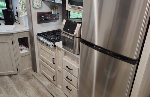 Kansas House | 1-bedroom travel trailer in Kansas, Ok. only 25 minutes from the Illinois River.