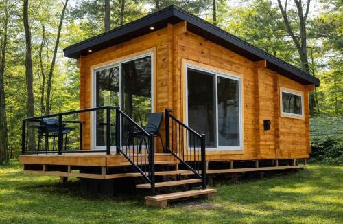 Parry Sound Other | 1-bedroom Unique Eco Log Cabins in Parry Sound #101
