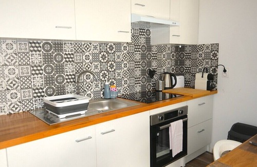 Le Blanc-Mesnil Apartment | 1 Bedroom unit with balcony in front of Le Bourget Airport