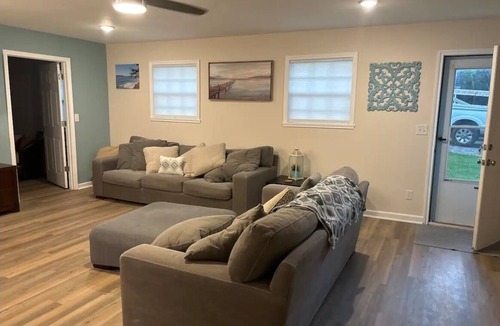 Pottsboro House | 1 bedroom w2 beds 1bath 1story 4mi from HighportMarina Pottsboro AC WIFI, quiet