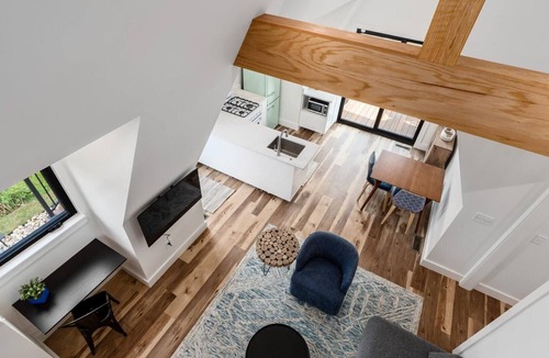 Fairfield Beach Apartment | 1-Bedroom Waterfront A-Frame on Buckeye Lake