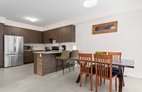 Mount Pleasant House | #1 Best Deal in Brampton