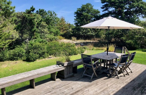 Amagansett Dunes House | 1 BLOCK FROM OCEAN; Fully Renovated; Private Beach Access