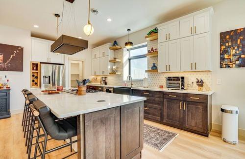 Lake City Condo | 1 Block to Lake City Marina: Condo w/Rooftop Deck