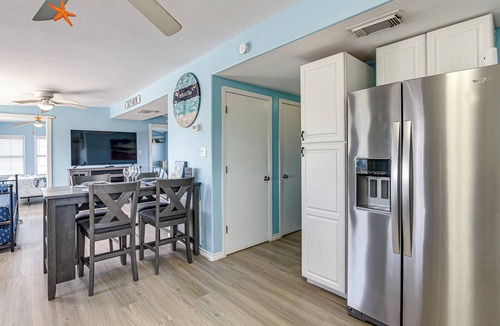 Surfside Beach House | 1 Block to Surfside Beach: Home w/Deck!