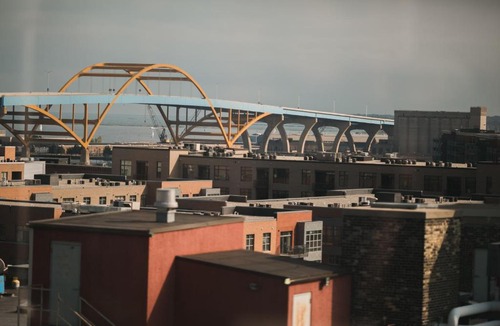 Lower East Side Apartment | 1 BR Apt Near Marquette University