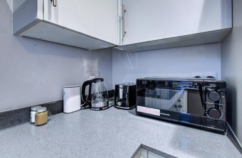 Harlington Apartment | 1 BR Flat 6 Mins From Heathrow Airport Flat 18