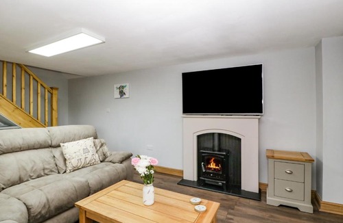 New Forest District House | 1 Bury Farm Cottage