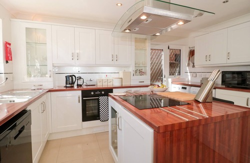 Poole Cottage | 1 Charlotte Close