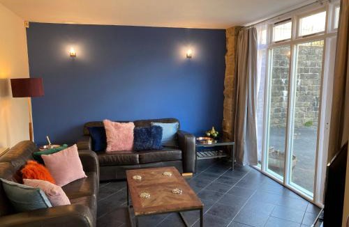 Matlock Bath Apartment | 1 Coach House Mews - Matlock Bath