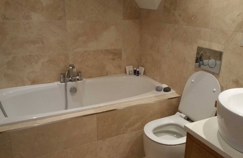 Forsbrook Cottage | 1 Collared Dove Barn