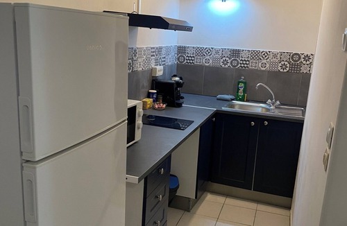 Bastide Saint-Louis Apartment | 1- Cosy Studio Centre-ville