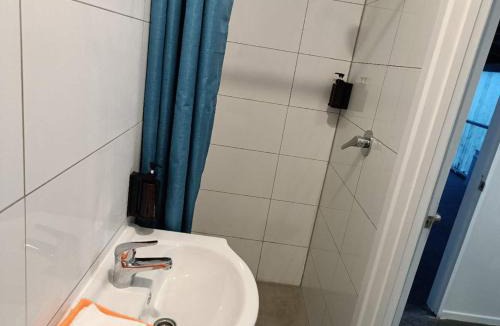 Kawaha Point Apartment | 1 Double Beds Serviced Studio