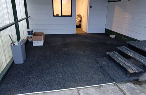 Kawaha Point Ski Chalet | 1 Double Beds Studio 95 Aquirus Drive