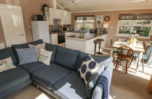 Molleston Cottage | 1 Hornbeam Lodge