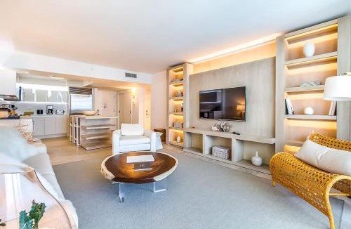 South Beach Apartment | 1 Hotel - Direct Ocean View 1 Bedroom 1 Bath Suite