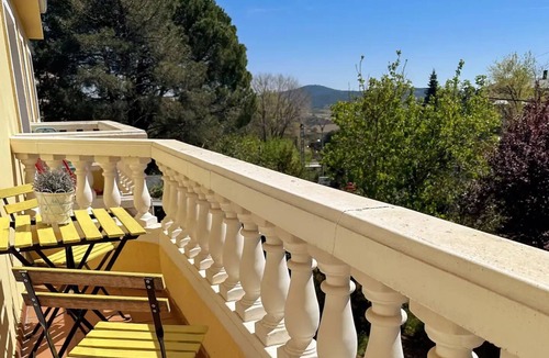 El Tiemblo Cottage | 1 hour from Madrid! Ideal house for families/groups with barbecue. Lake area