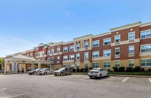 Gaithersburg Apartment | 1 King Bed | Hearing Accessible, Kitchen