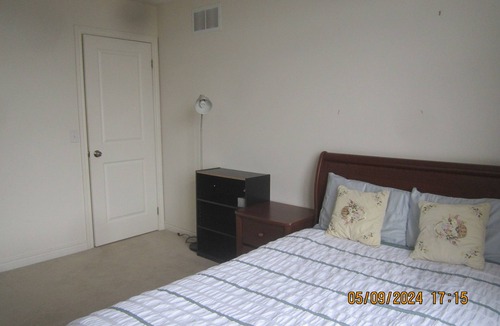 Hamilton House | 1 Large Room on 2 Floor (private Bath)