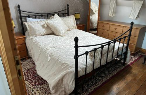 Couesmes-Vauce House | 1 Le Petit Bure