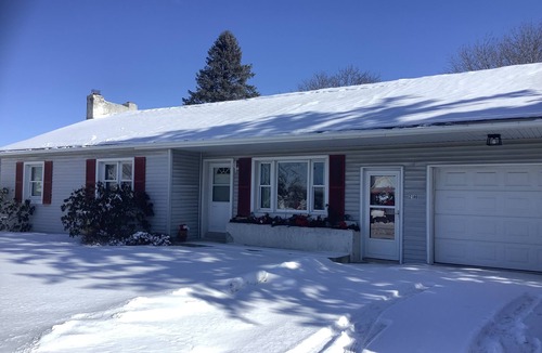 Paradise Cottage | 1 level-3 Bed Cottage