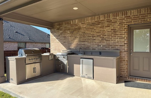 Midlothian House | 1 level New home available!