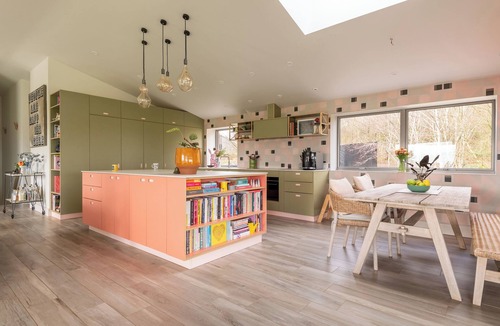 Eaton Mascott Cottage | 1 Little Broomcroft