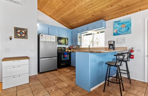 Bradley Cabin | 1. Main House- 2 units in 1 (on private peninsula with dock)