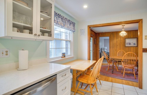 West Dennis Cottage | 1 Mi to Beach: Cape Cod Escape w/Yard!