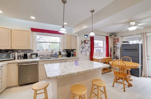 Athol Springs House | 1 Mi to Beach: Nature Paradise in Lake View!