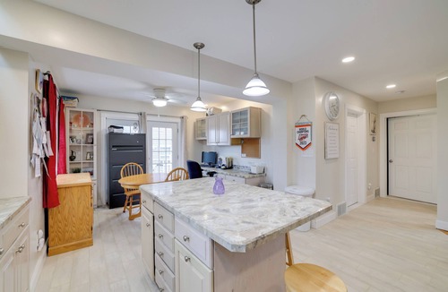 Athol Springs House | 1 Mi to Beach: Nature Paradise in Lake View!