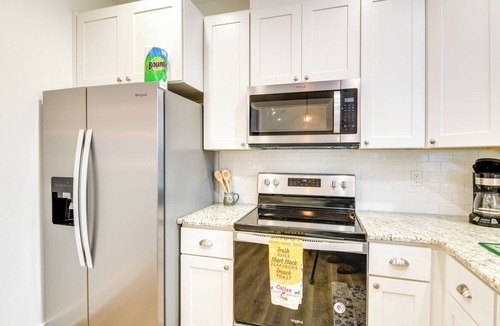 Rockport House | 1 Mi to Beach: Retreat w/Large Yard in Rockport
