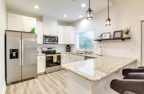 Rockport House | 1 Mi to Beach: Retreat w/Large Yard in Rockport