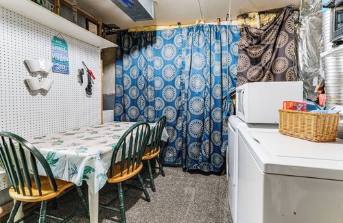 Croom Apartment | 1 Mi to Boardwalk: Convenient North Beach Apt!