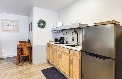 Schroon Lake Apartment | < 1 Mi to Boat Launch! Schroon Lake Basecamp