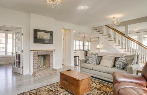 Willis Wharf House | < 1 Mi to Boat Ramp: Coastal Virginia Hideaway