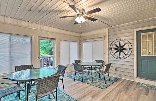 Lillington House | 1 Mi to Cape Fear River: Pet-Friendly Retreat