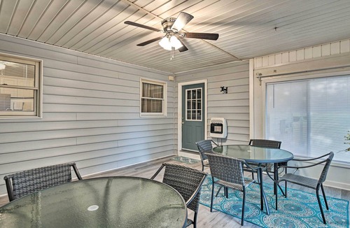 Lillington House | 1 Mi to Cape Fear River: Pet-Friendly Retreat
