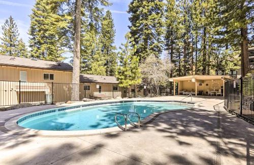 Incline Village House | 1 Mi to Diamond Peak Ski Resort: Forest-View Condo
