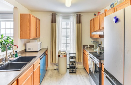 Worcester Condo | 1 Mi to Downtown & Palladium: Worcester Getaway!