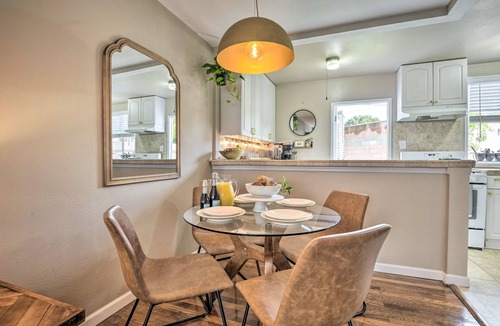 Magnolia Park House | 1 Mi to Dtwn Burbank: Mod Gem w/Private Yard