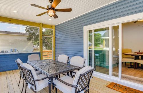 Manteo House | 1 Mi to Dtwn Manteo: Dog-Friendly Home w/Deck